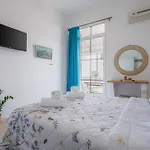 Eliza Apartahotel