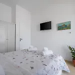 Eliza Apartmanhotel Livádi
