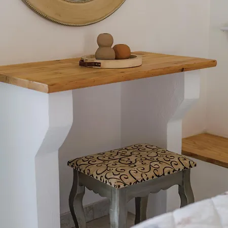 Studios Eliza 2* Livadi (Serifos)