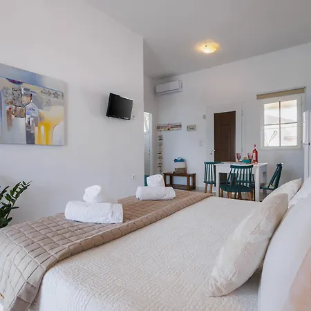 Studios Eliza Livadi (Serifos)