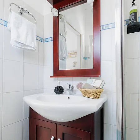 Studios Eliza Lägenhetshotell