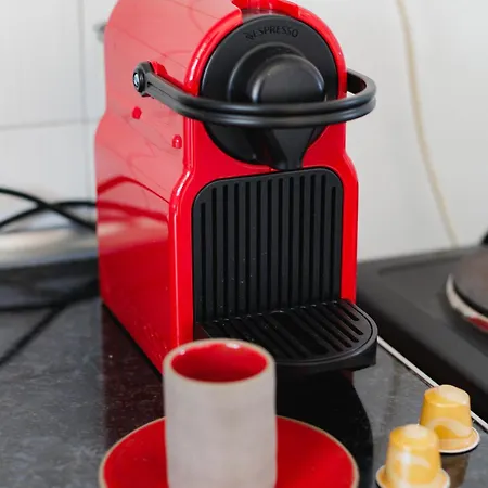 Eliza מלון דירות