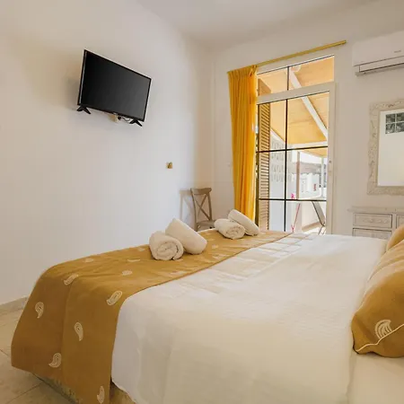 מלון דירות Eliza