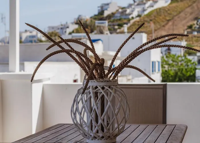 Apartahotel Eliza Livadi (Serifos)