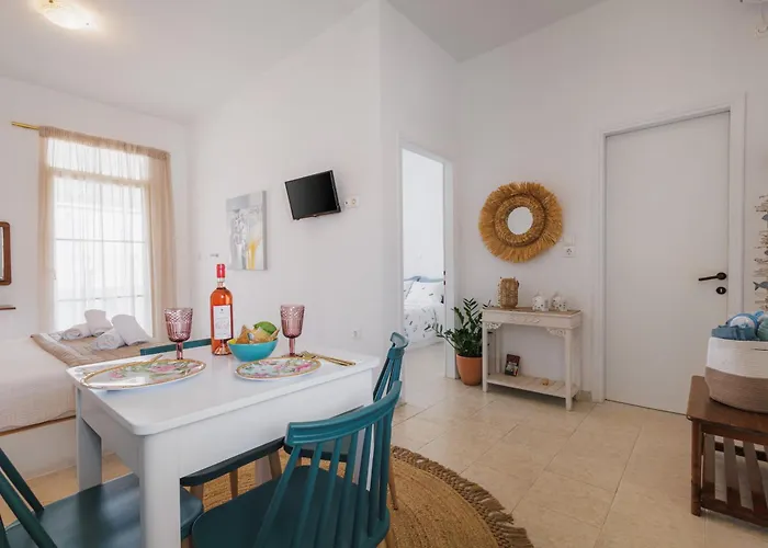 Apartahotel Eliza Livadi (Serifos)