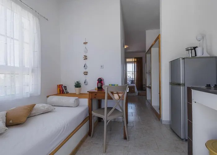 Studios Eliza Livadi (Serifos)