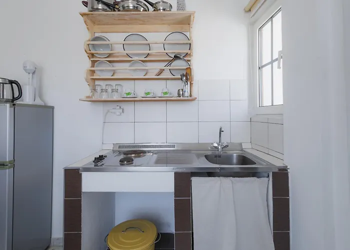 Studios Eliza 2* Livadi (Serifos)